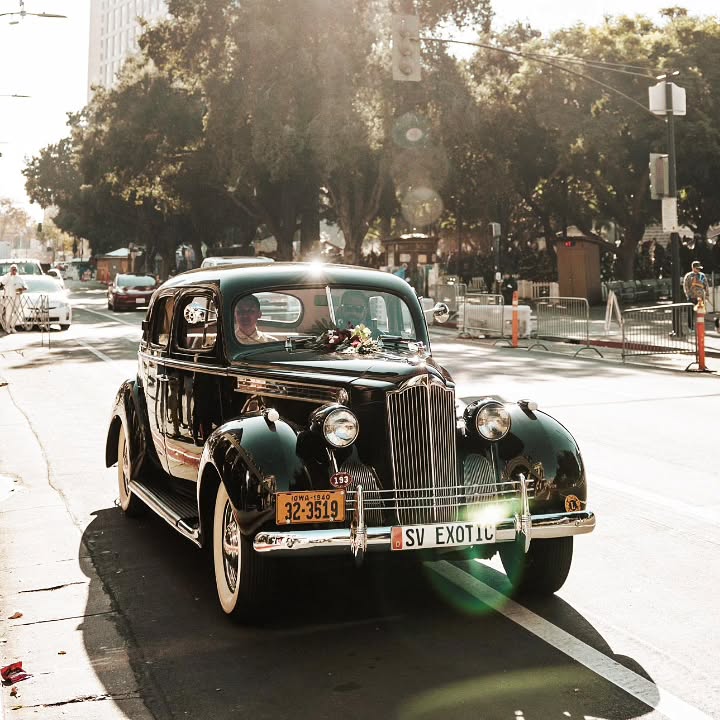 1940-Packard-Touring-3.jpg